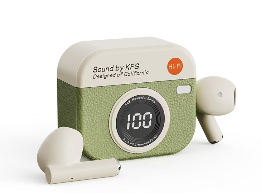 Q86 wireless earbuds with green and cream charging case on a white background